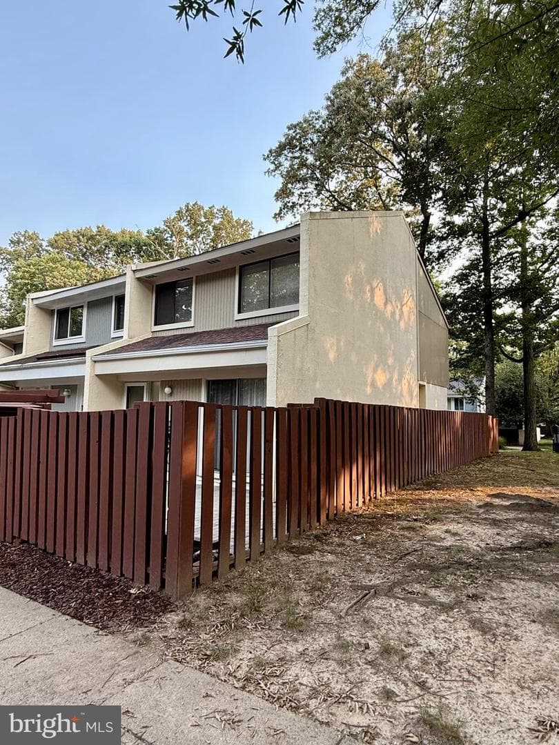 2379 Southgate Square photo 9