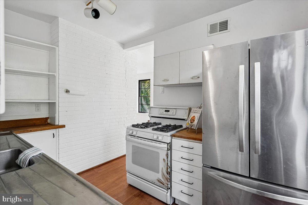 1208 Shenandoah Road photo 8