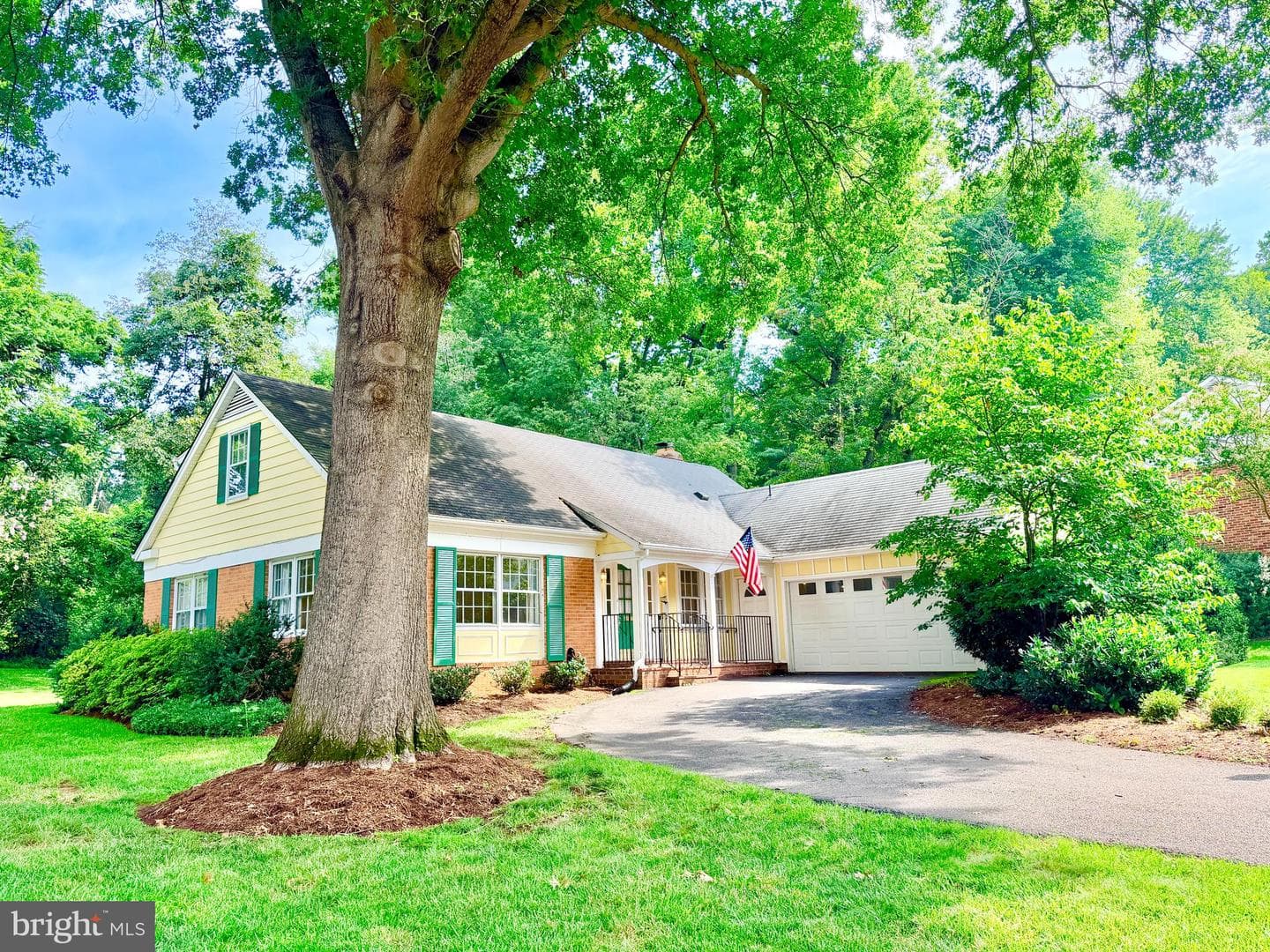 8300 Chivalry Road photo 1