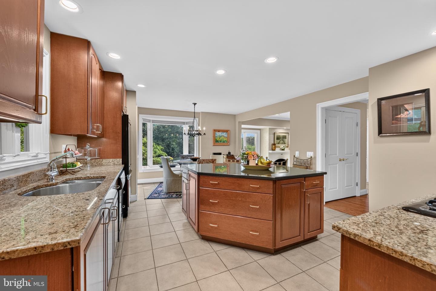11801 Riders Lane photo 11