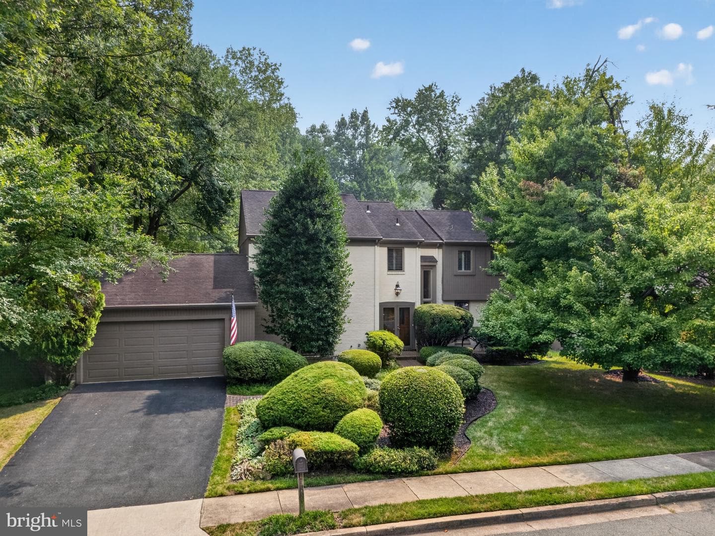 11801 Riders Lane photo 3