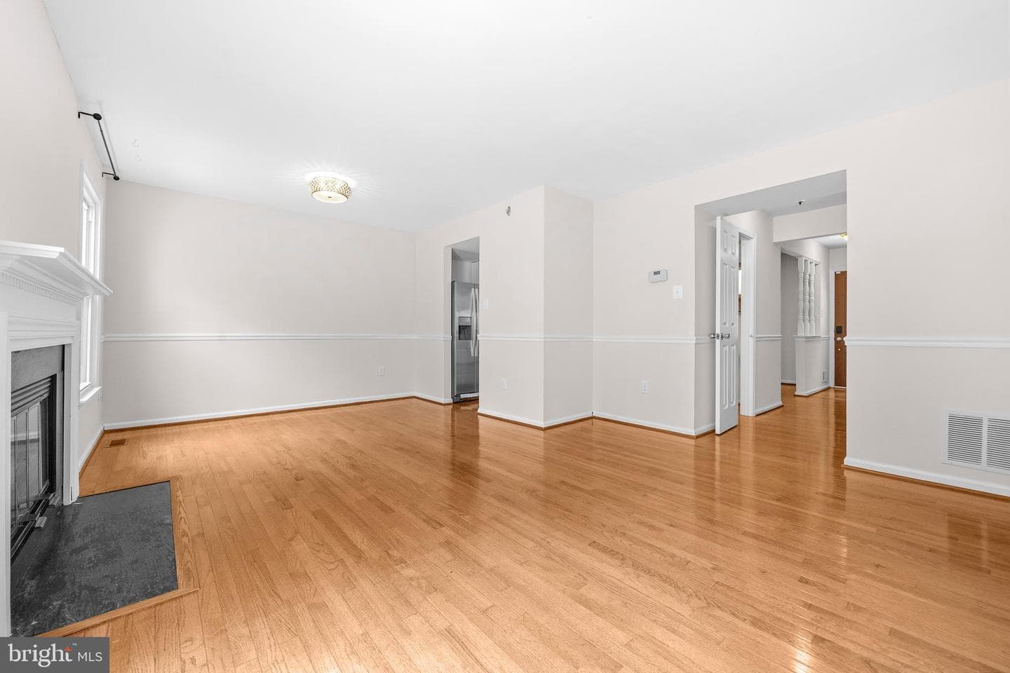 6279 Kerrydale Drive photo 17