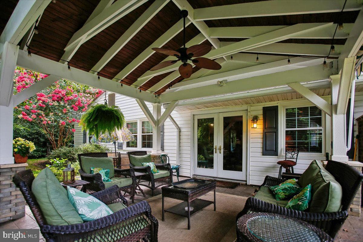 12912 Mount Royal Lane photo 4
