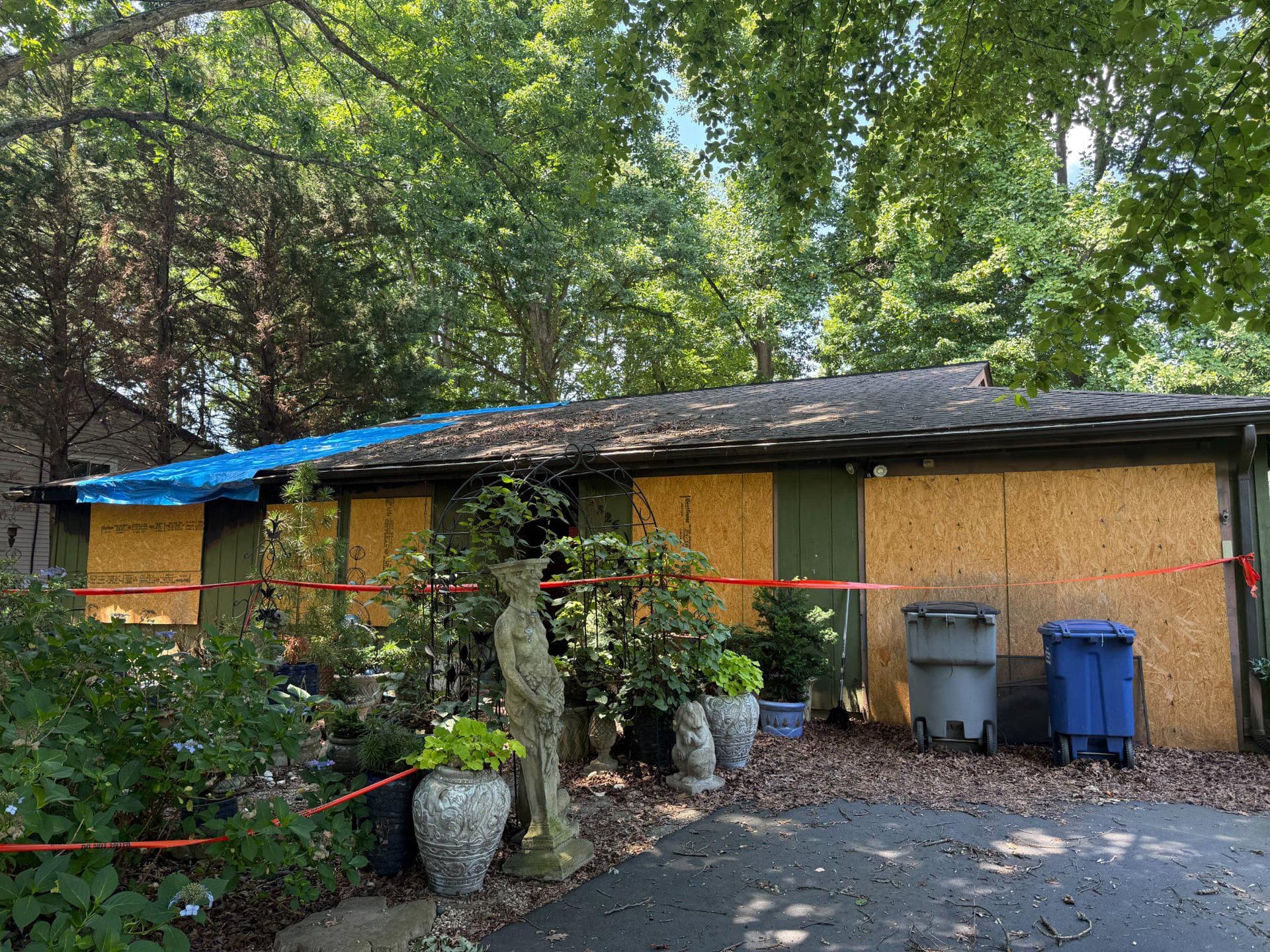 1526 Shellbark Place photo 2