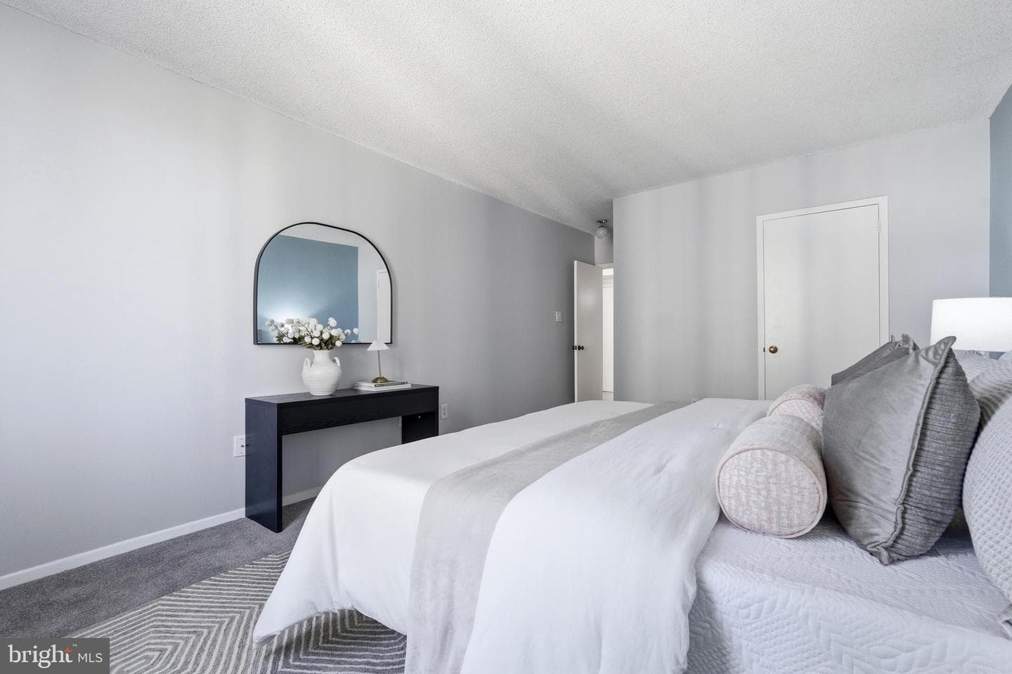 3705 S George Mason Drive #1203s photo 15