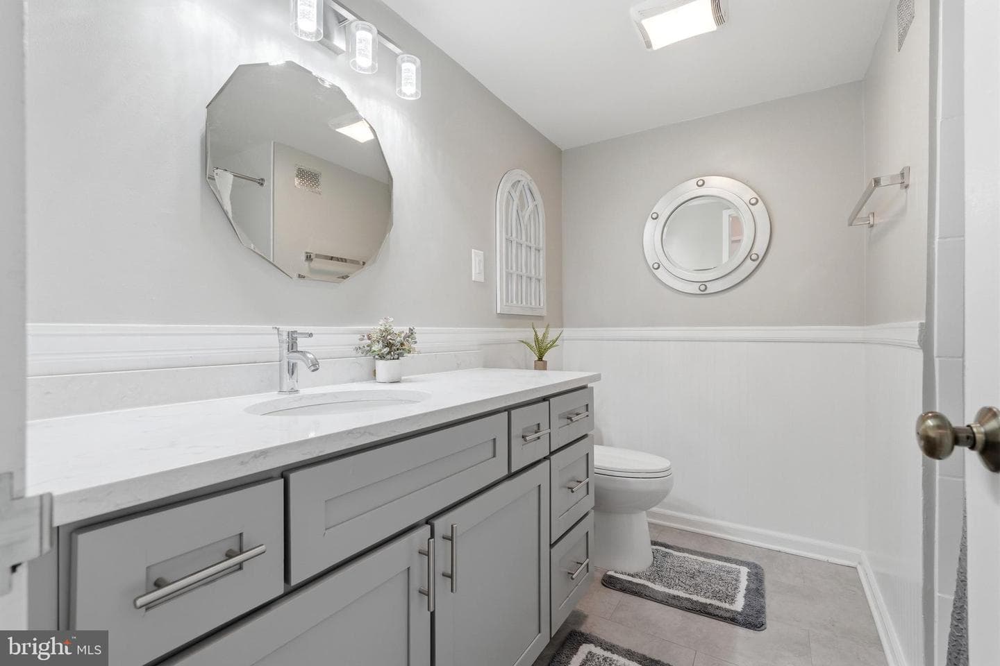 3705 S George Mason Drive #1203s photo 16