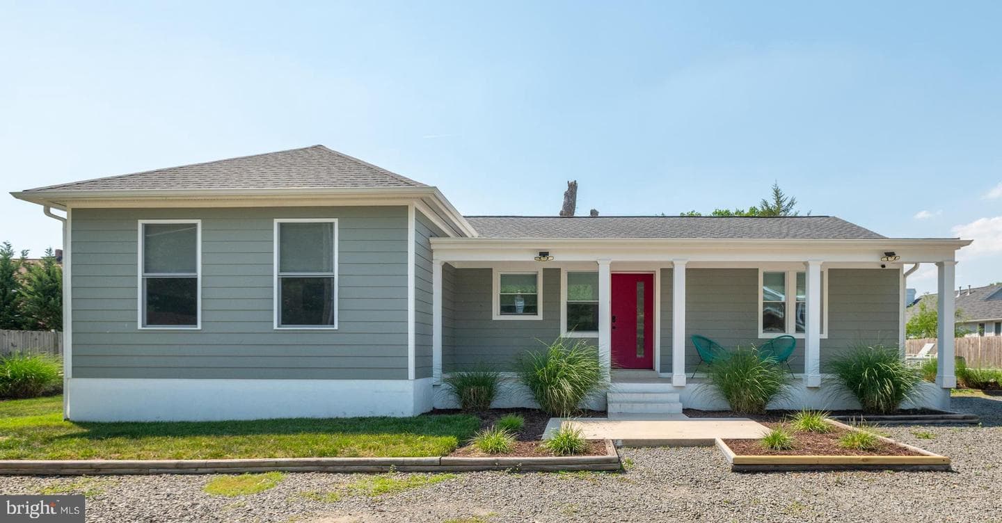 6632 Clearview Drive, Falls Church