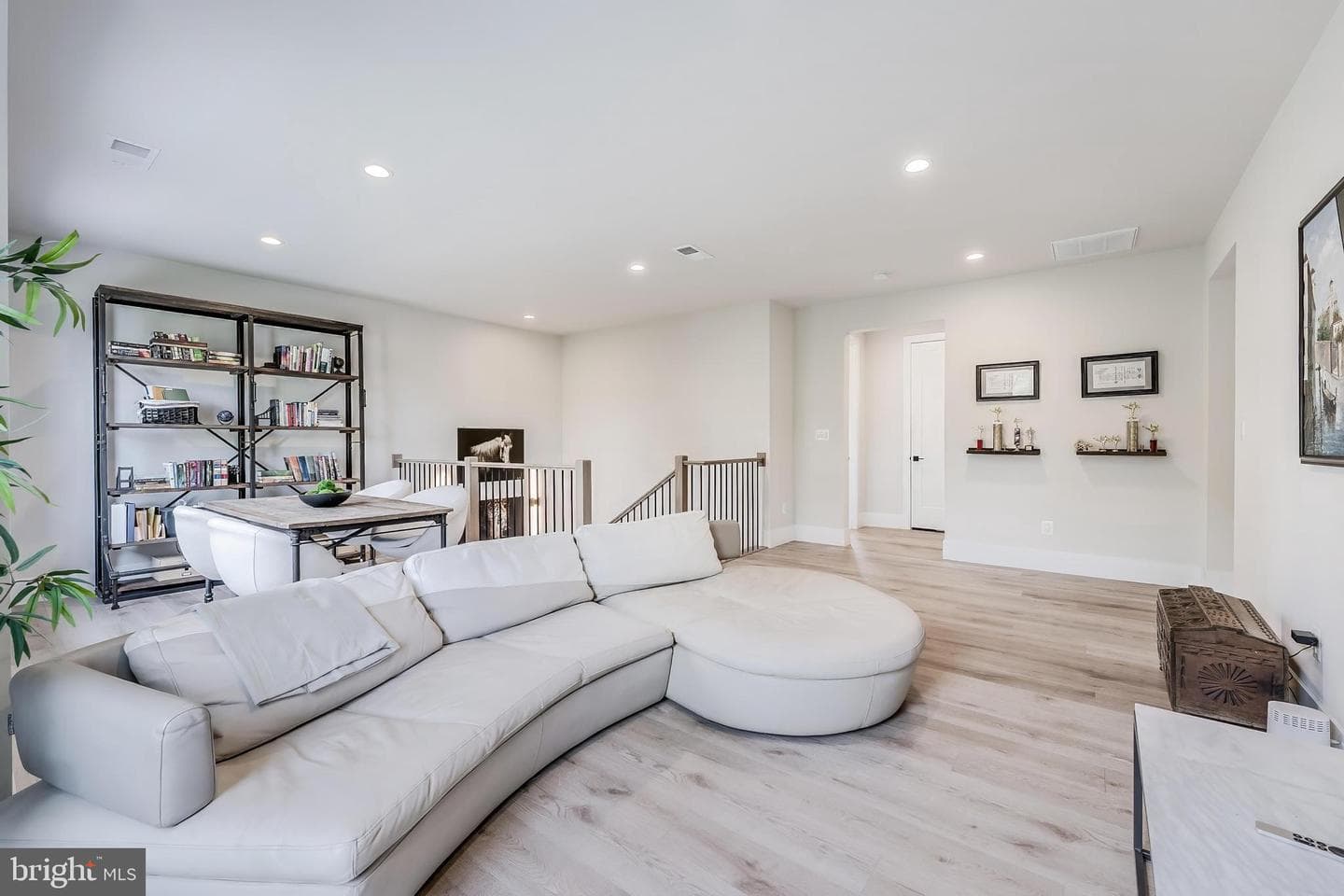 665 Stratford Hill Court photo 40