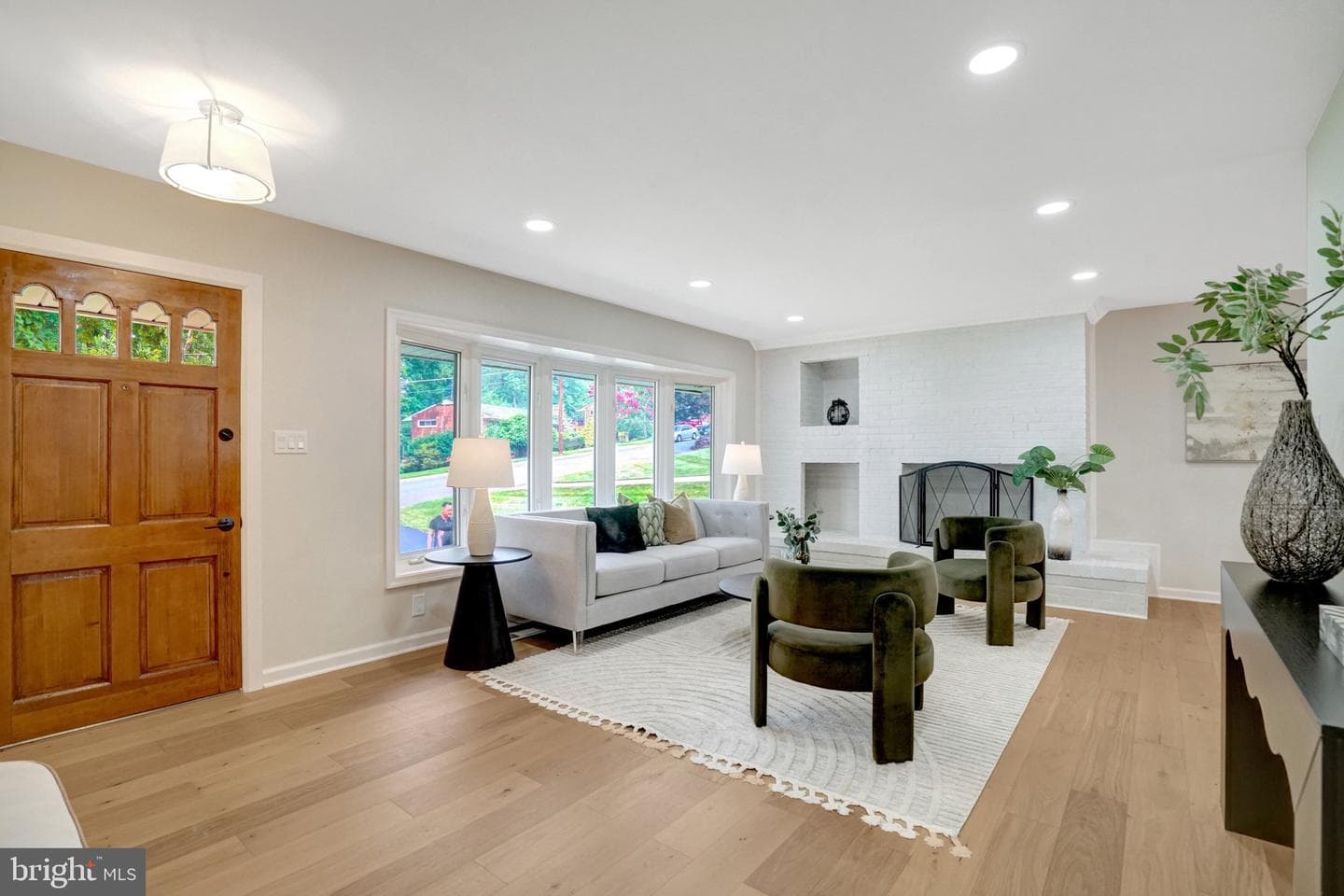 4006 Justine Drive photo 6
