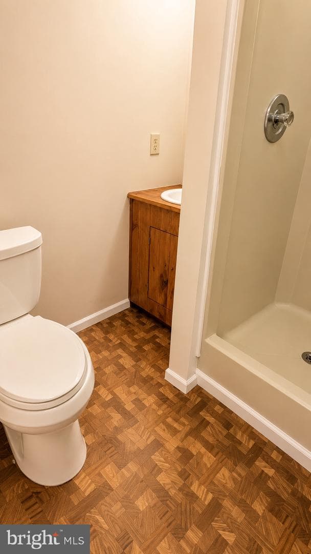 2100 Glenn Spring Court photo 23