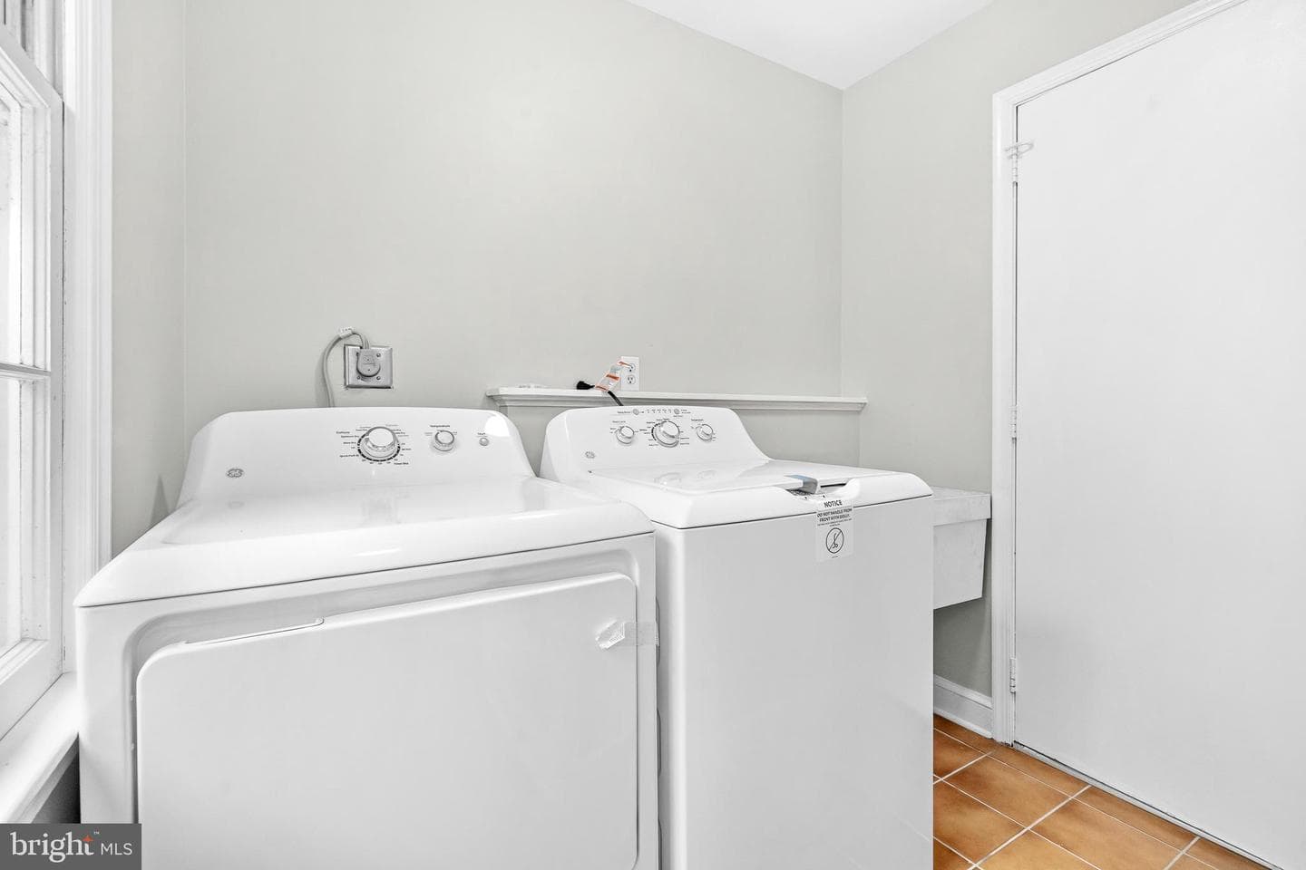 2706 Popkins Lane photo 23