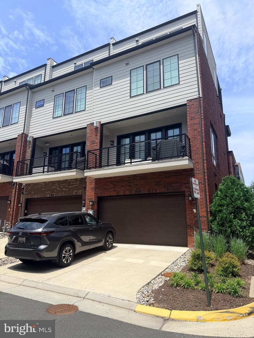 11711 Paysons Way photo 2