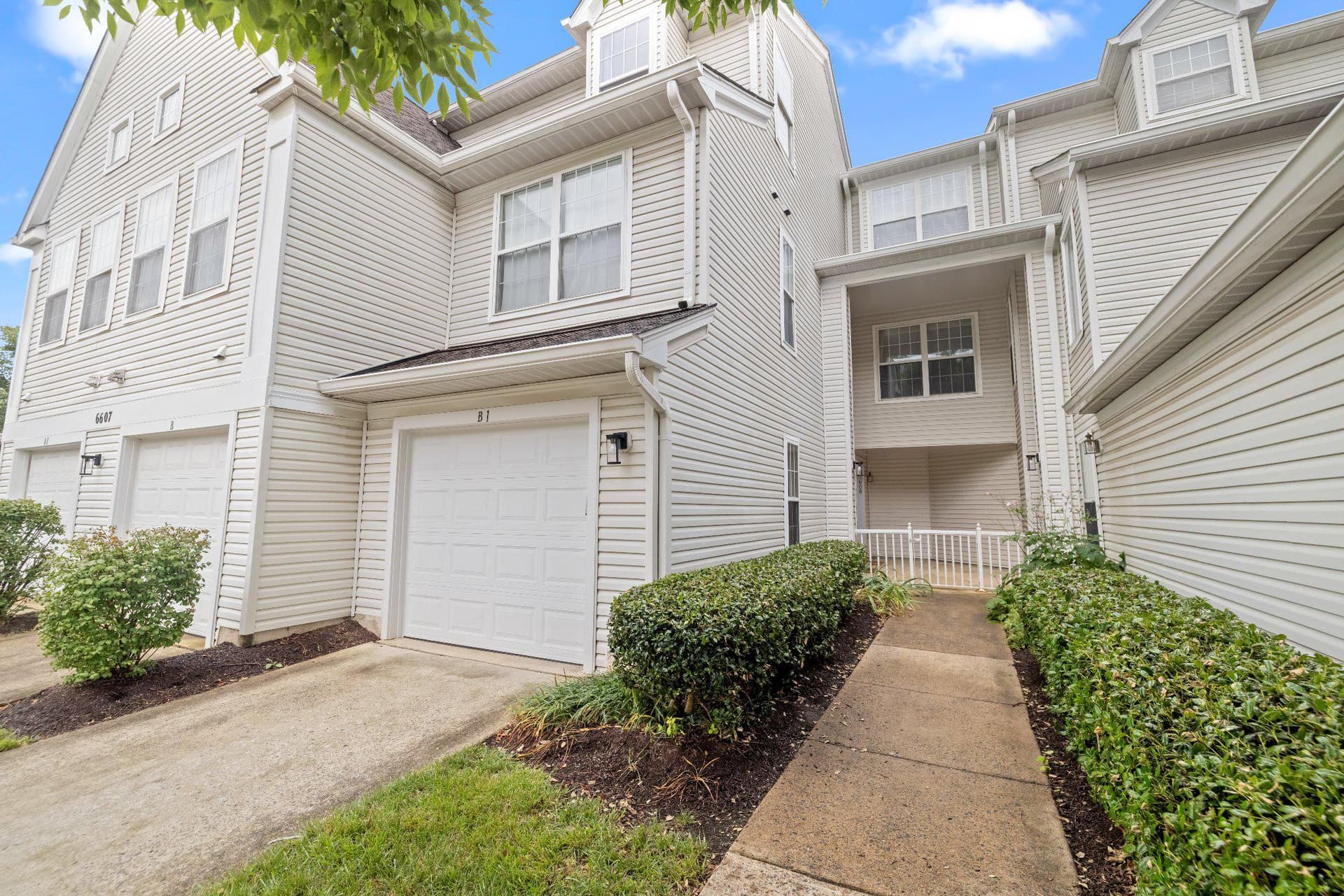 6607 Netties Lane #1609 photo 2
