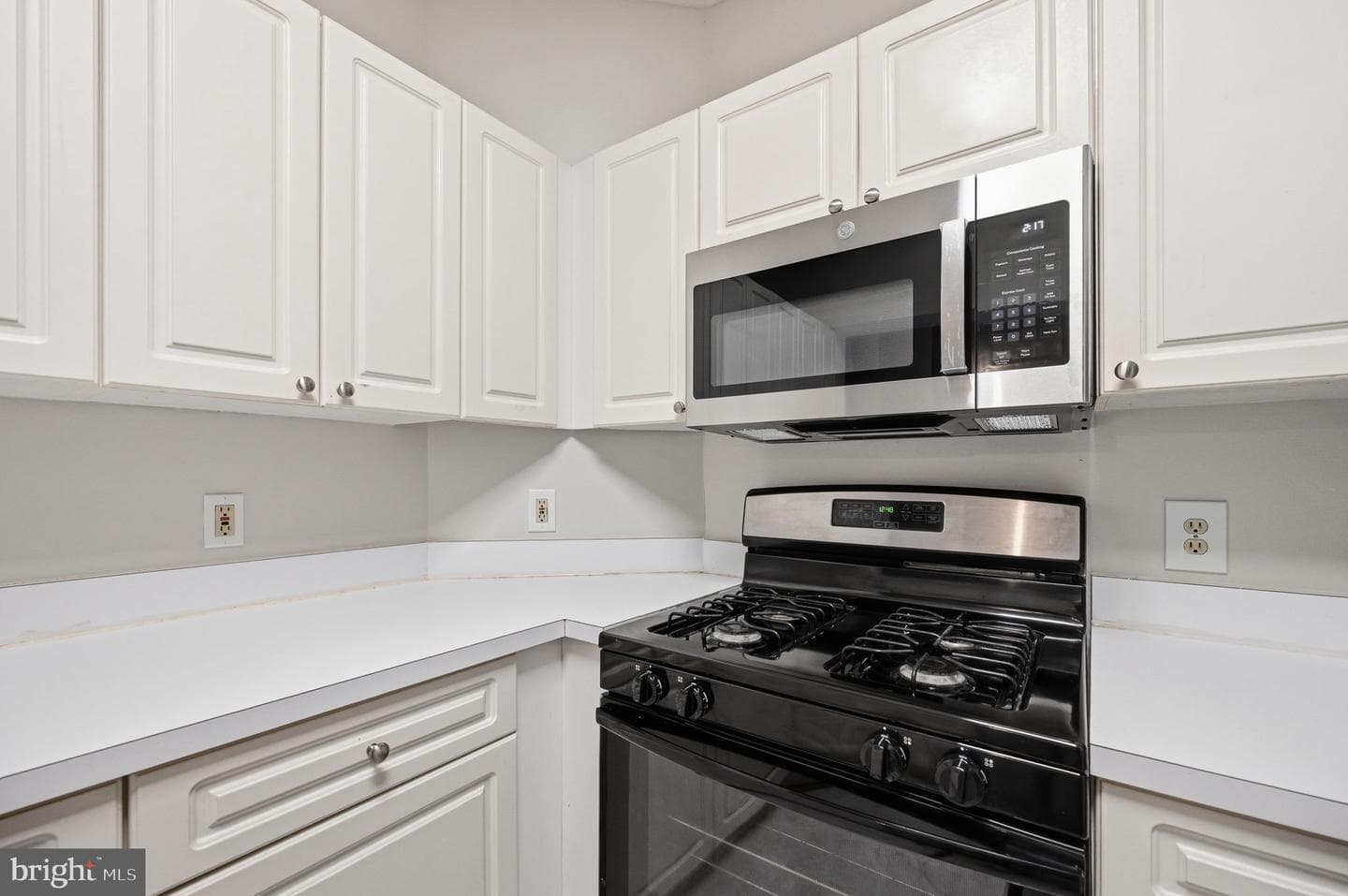 2108 Highcourt Lane #303 photo 10