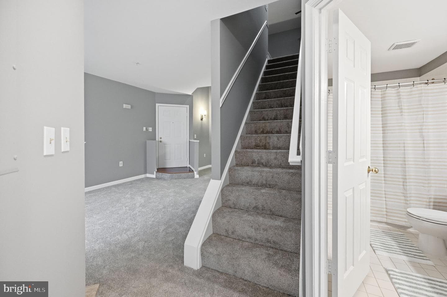 2108 Highcourt Lane #303 photo 17