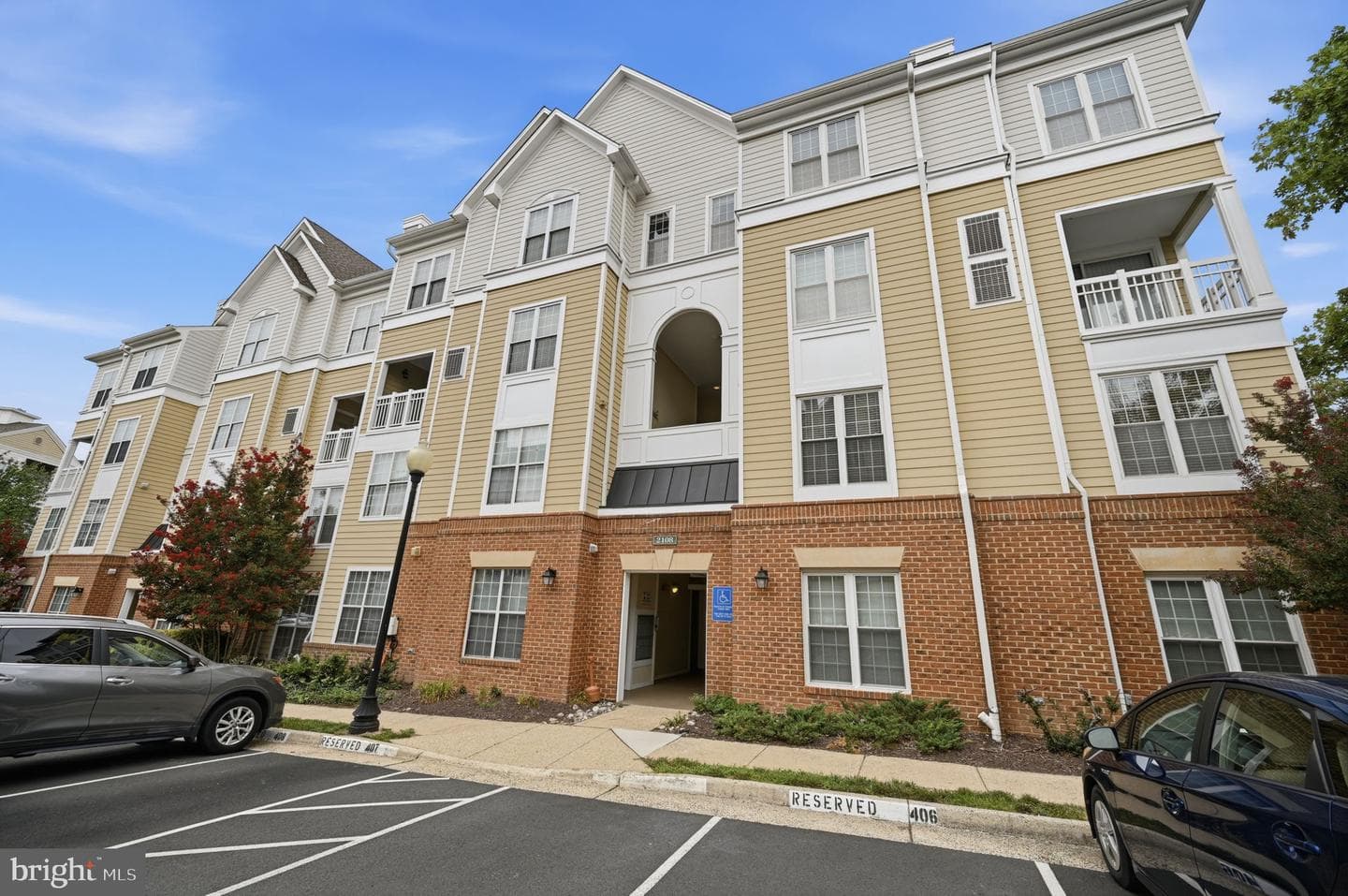 2108 Highcourt Lane #303 photo 3
