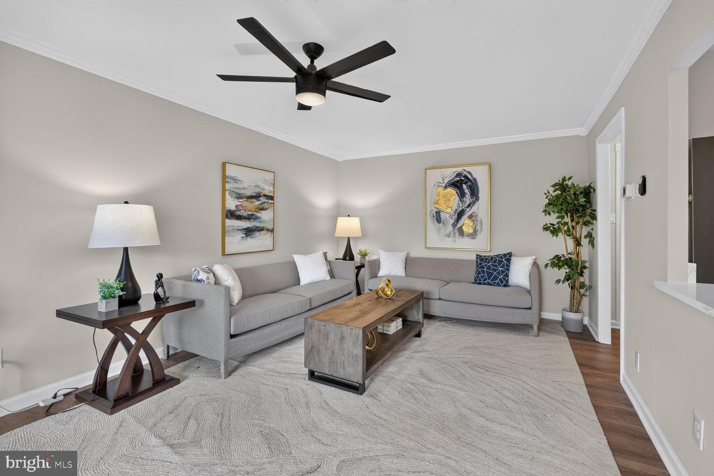 6001 Arlington Boulevard #704 photo 4