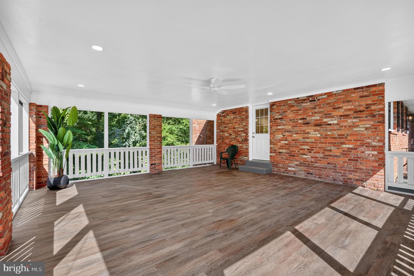 5940 Saint John Drive photo 10