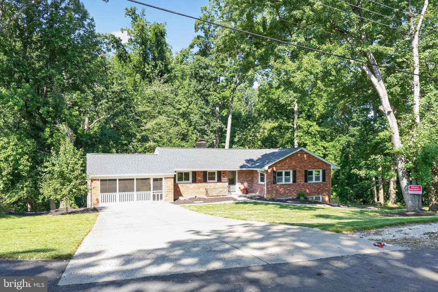 5940 Saint John Drive, Alexandria
