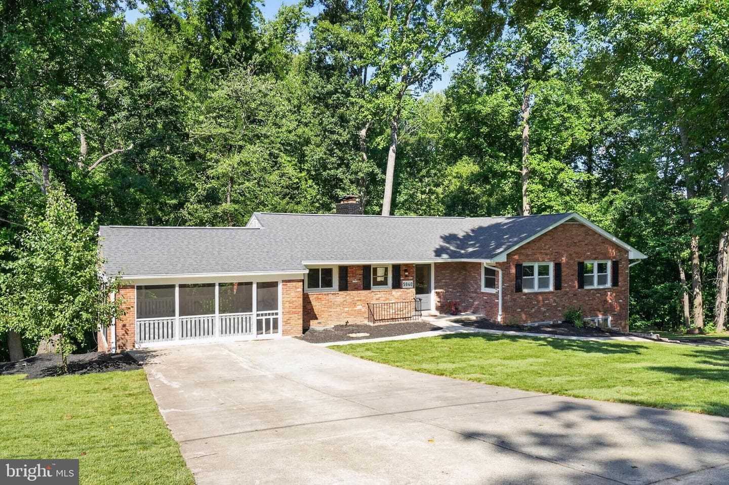 5940 Saint John Drive photo 3
