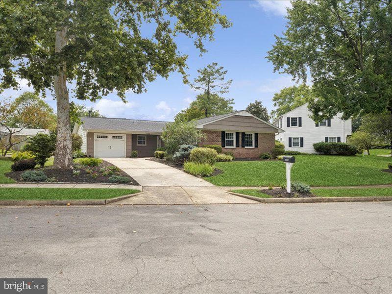 4133 Point Hollow Lane, Fairfax