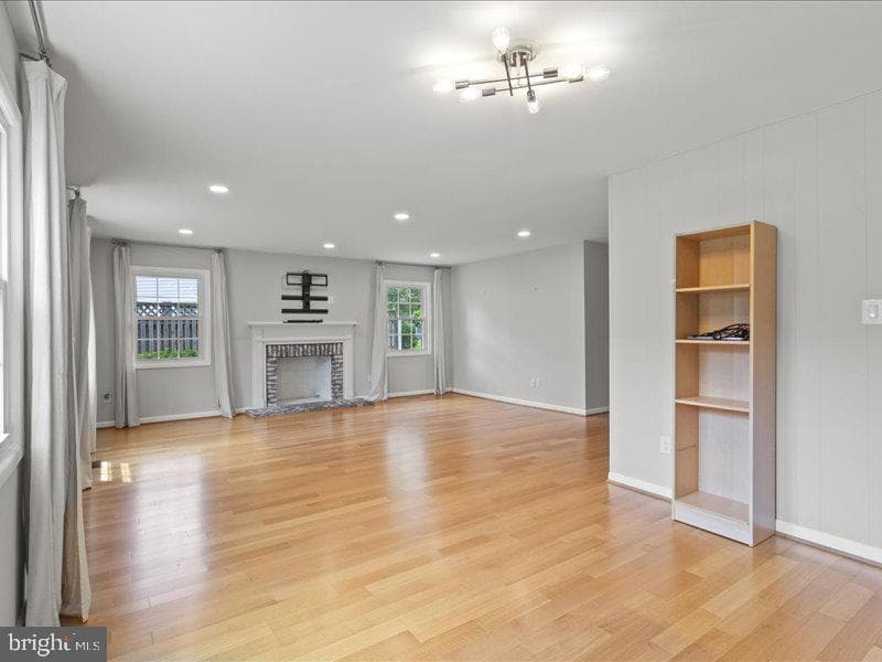 4133 Point Hollow Lane photo 7