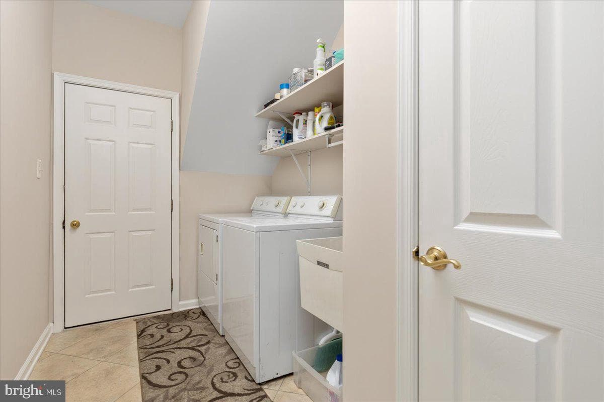 1501 Judd Court photo 18