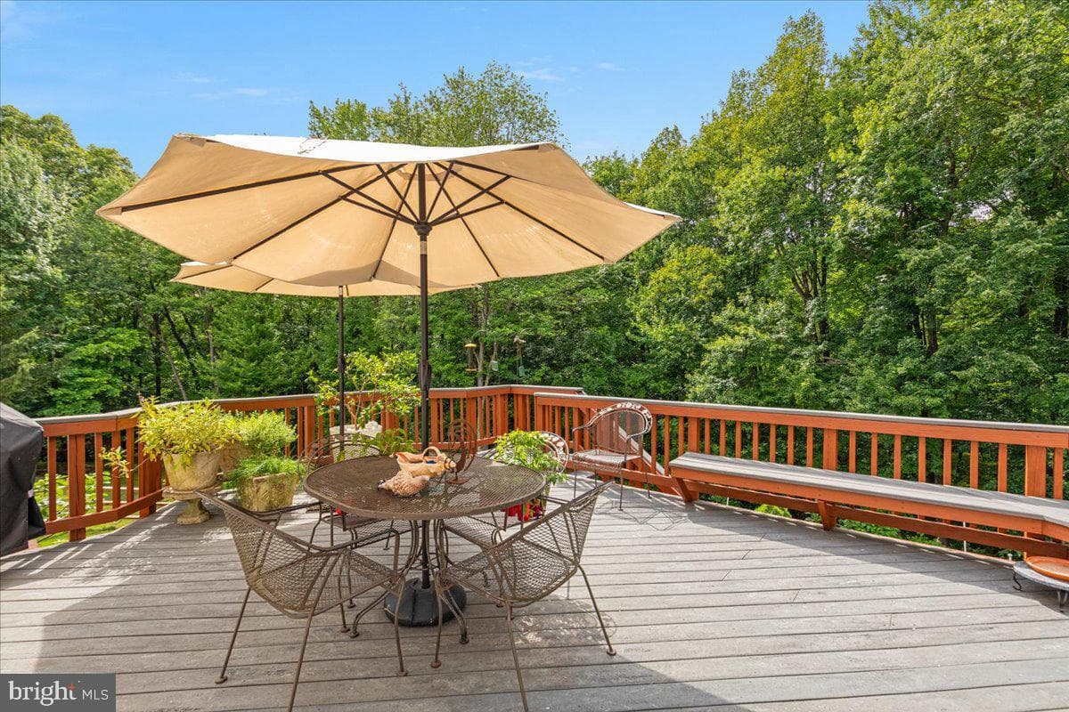 1501 Judd Court photo 36