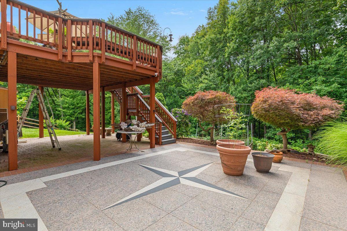 1501 Judd Court photo 39