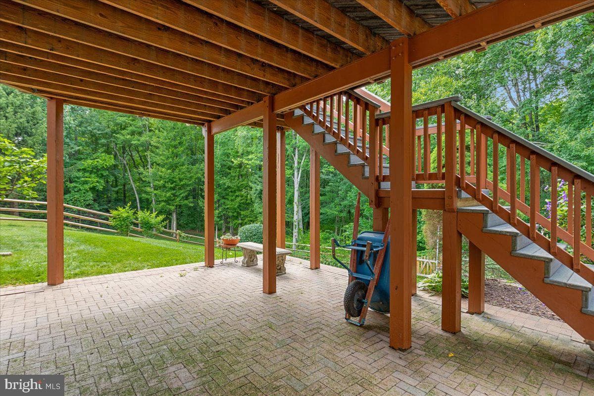 1501 Judd Court photo 40