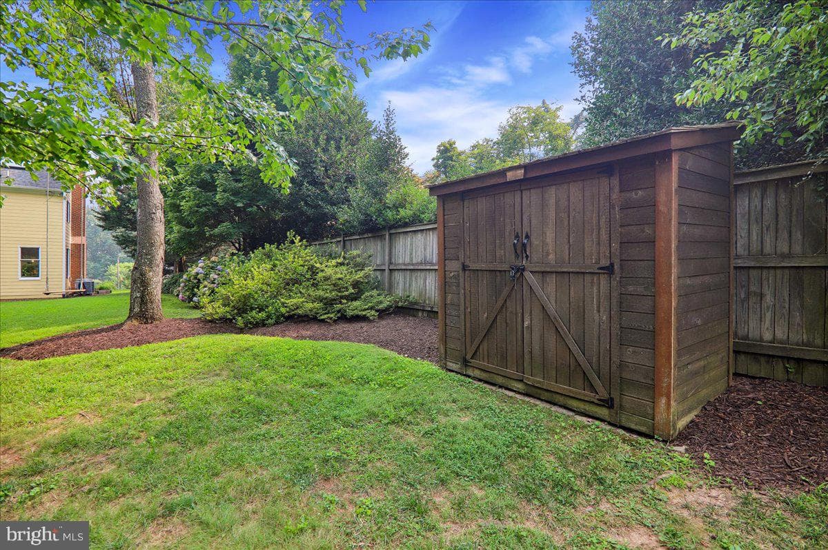 1904 Mason Hill Drive photo 54