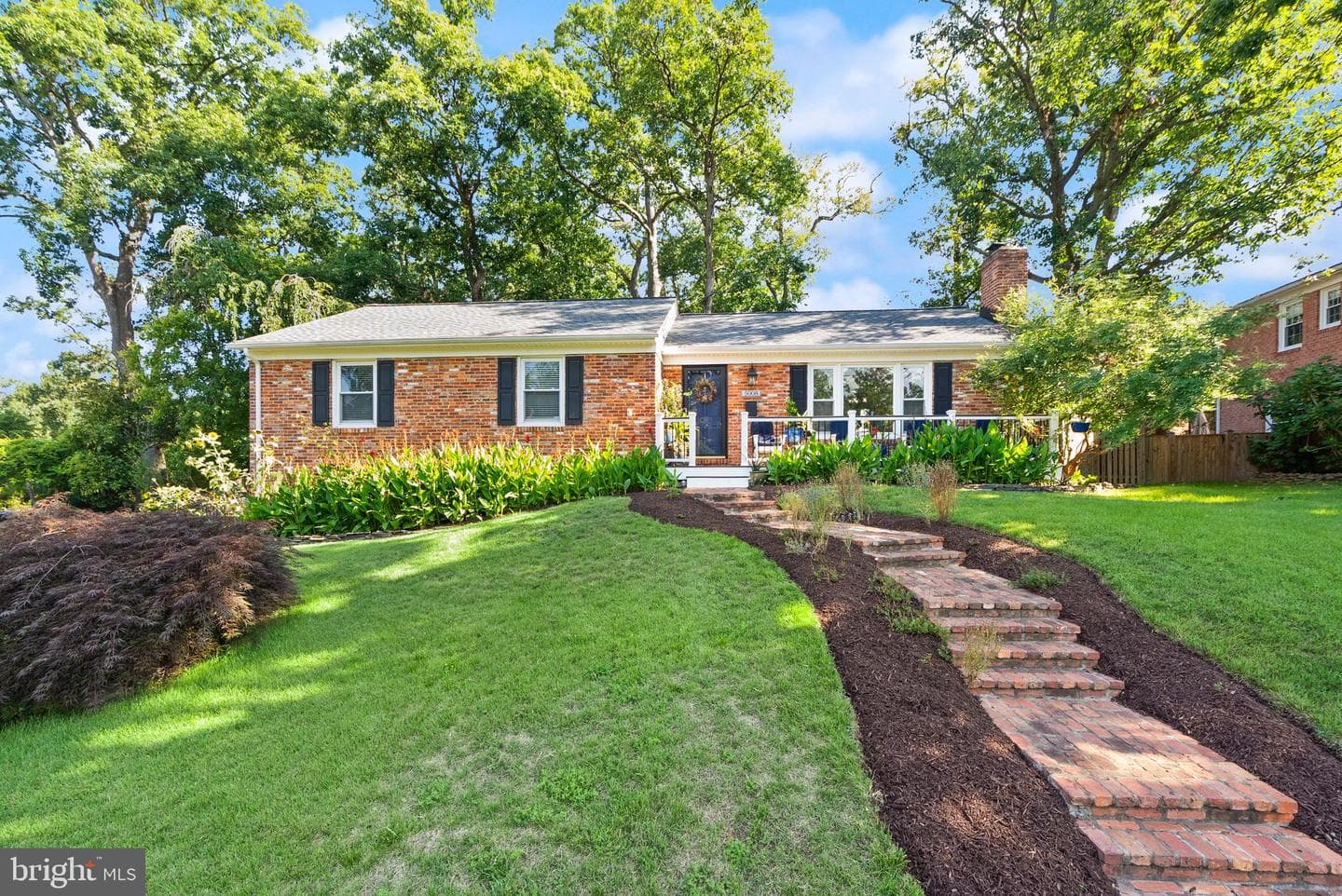 5008 Larno Drive photo 2