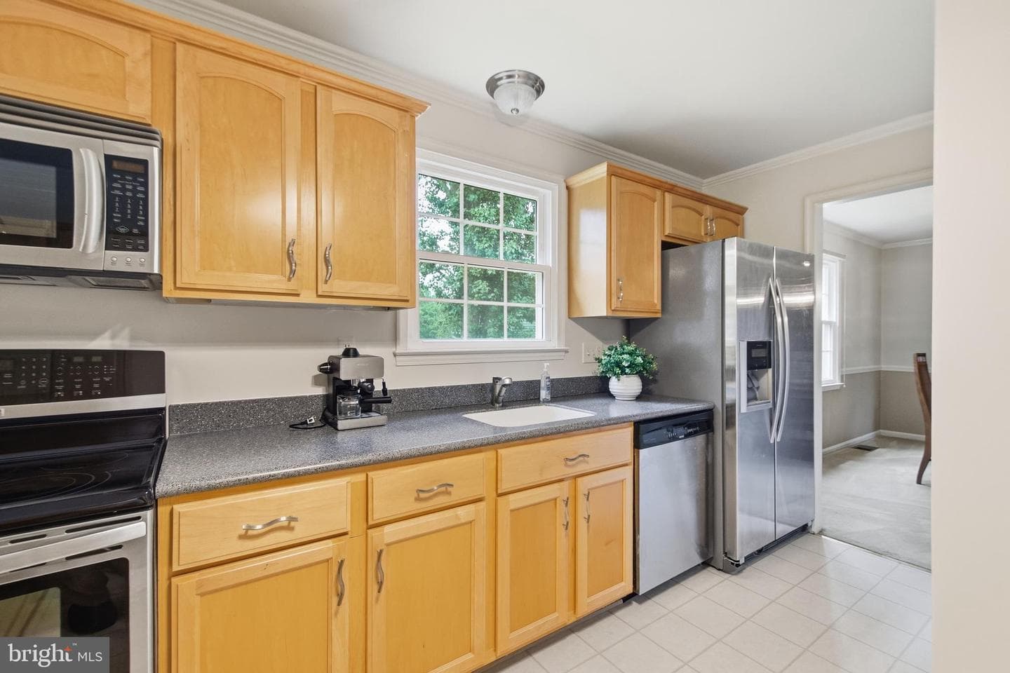 9385 Saddlemount Court photo 17