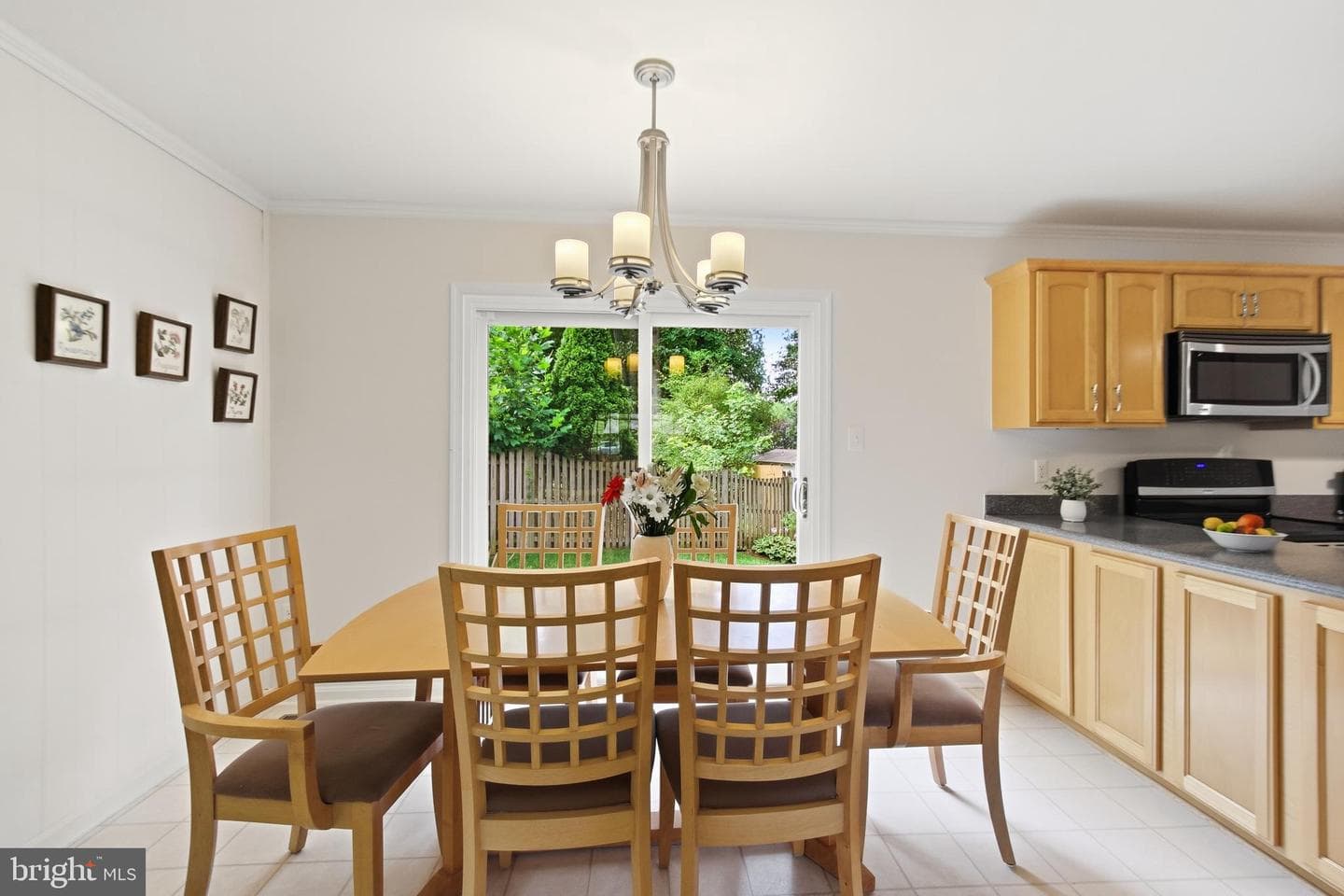 9385 Saddlemount Court photo 21
