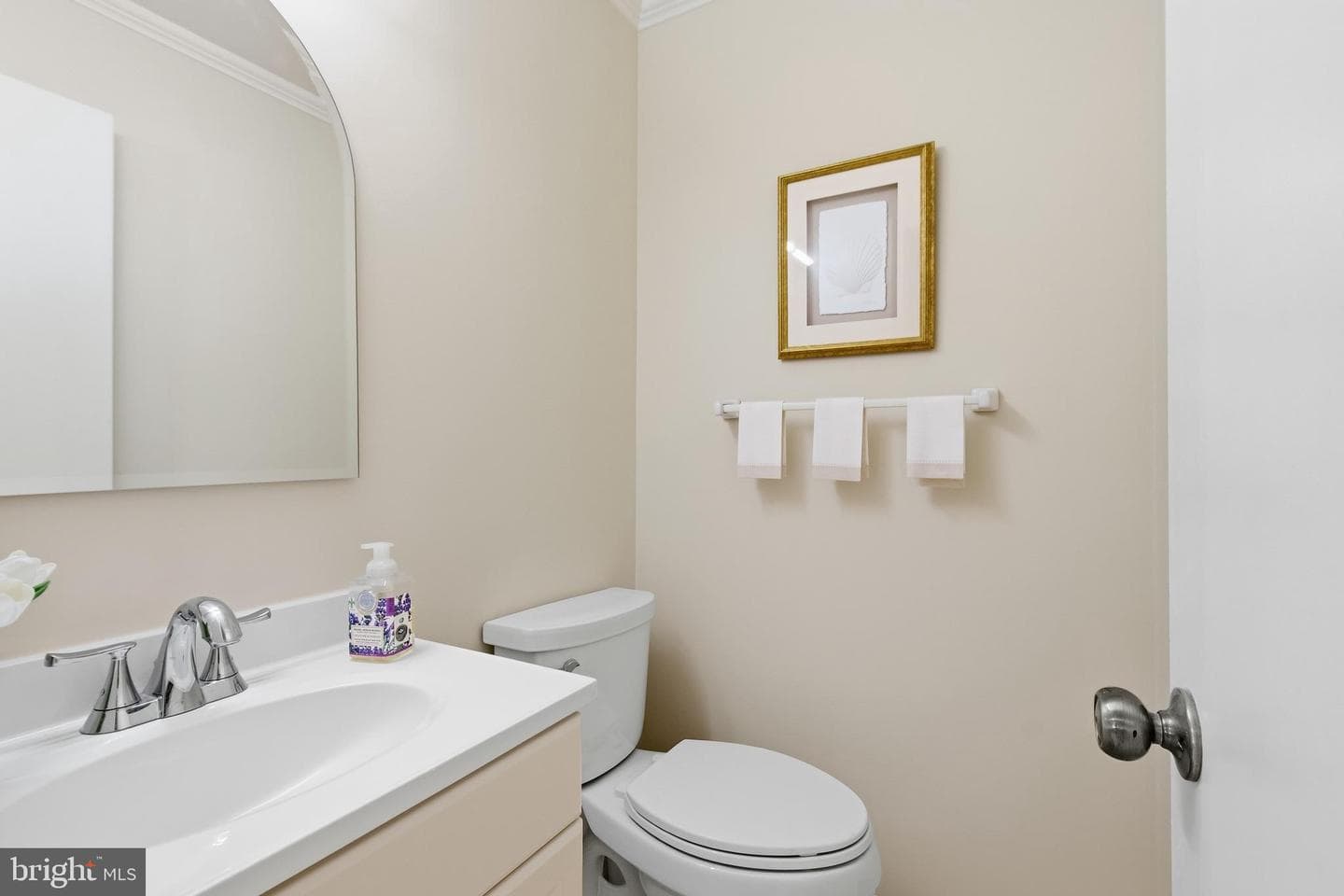 9385 Saddlemount Court photo 26