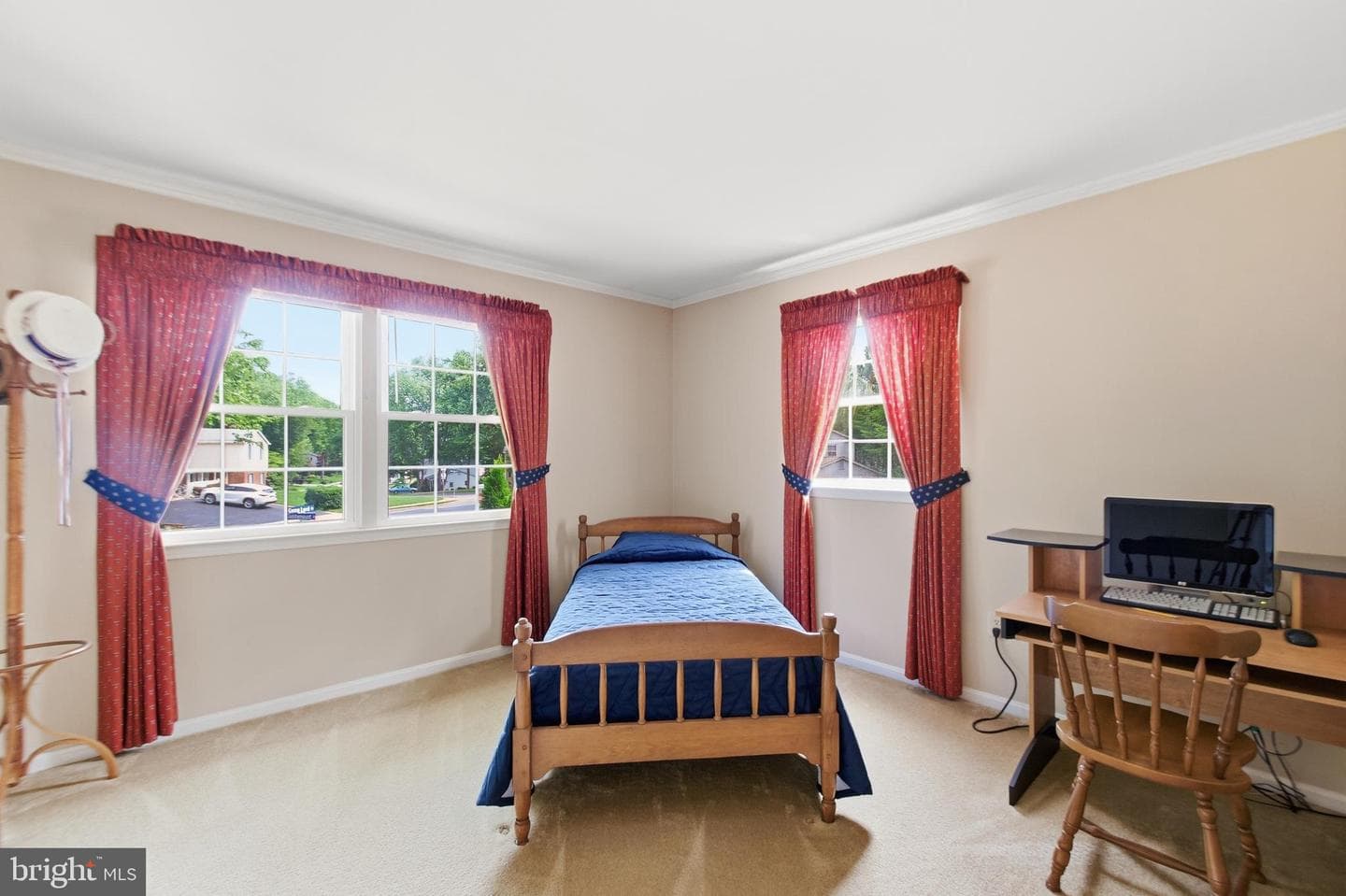 9385 Saddlemount Court photo 27