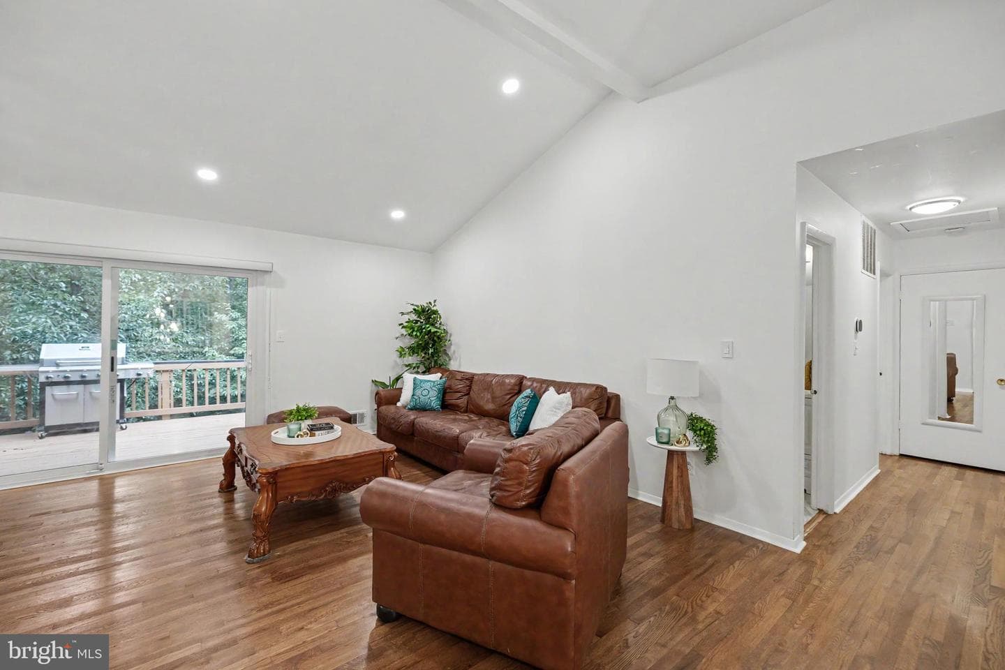 4703 Tara Drive photo 4