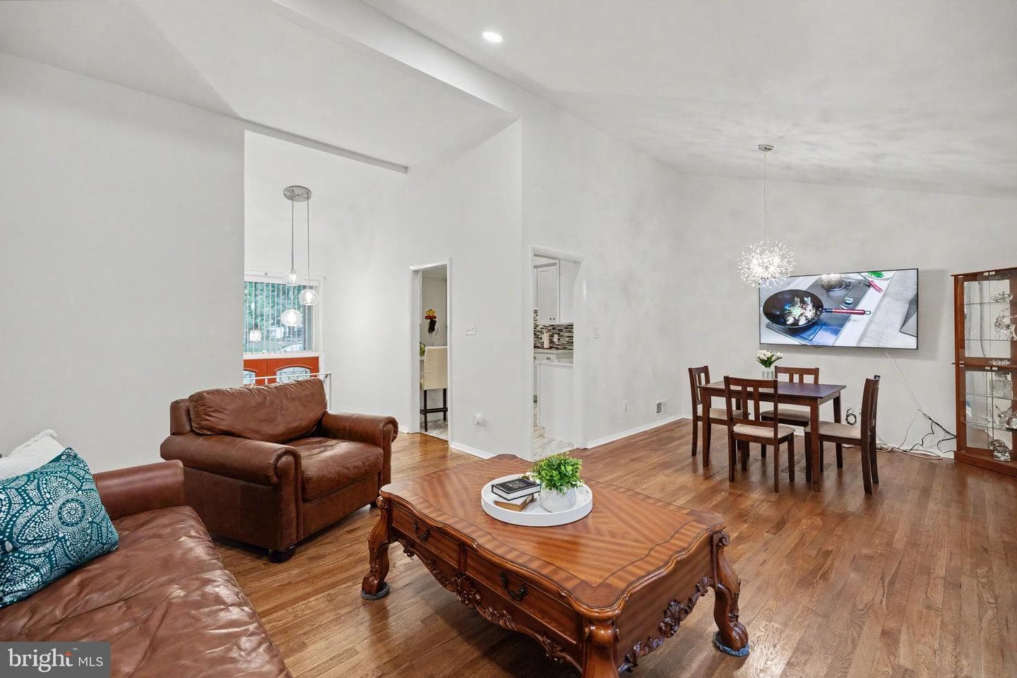 4703 Tara Drive photo 6