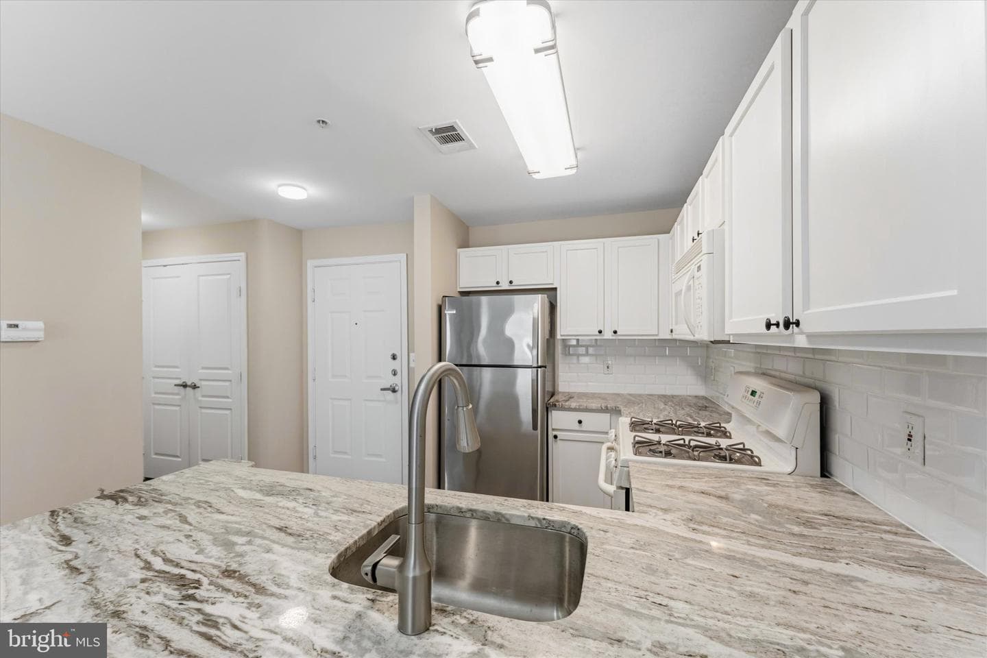 12000 Market Street #446 photo 10