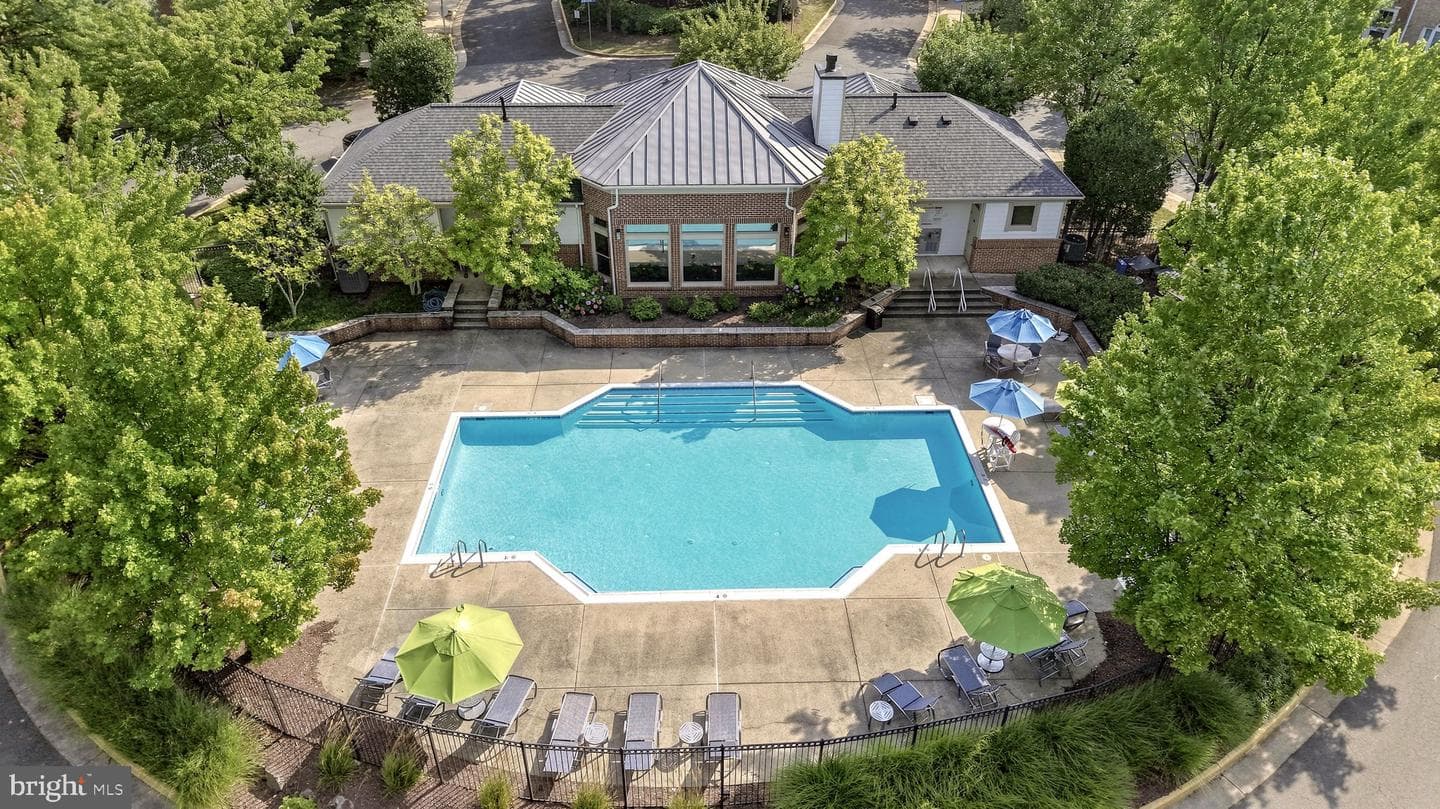 1701 Lake Shore Crest Drive #16 photo 37