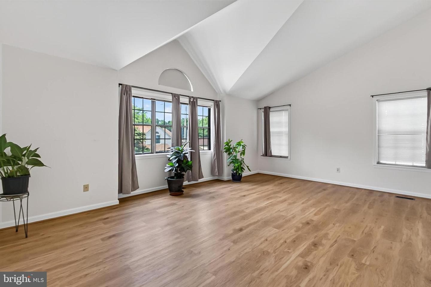 6127 Glen Oaks Court photo 29