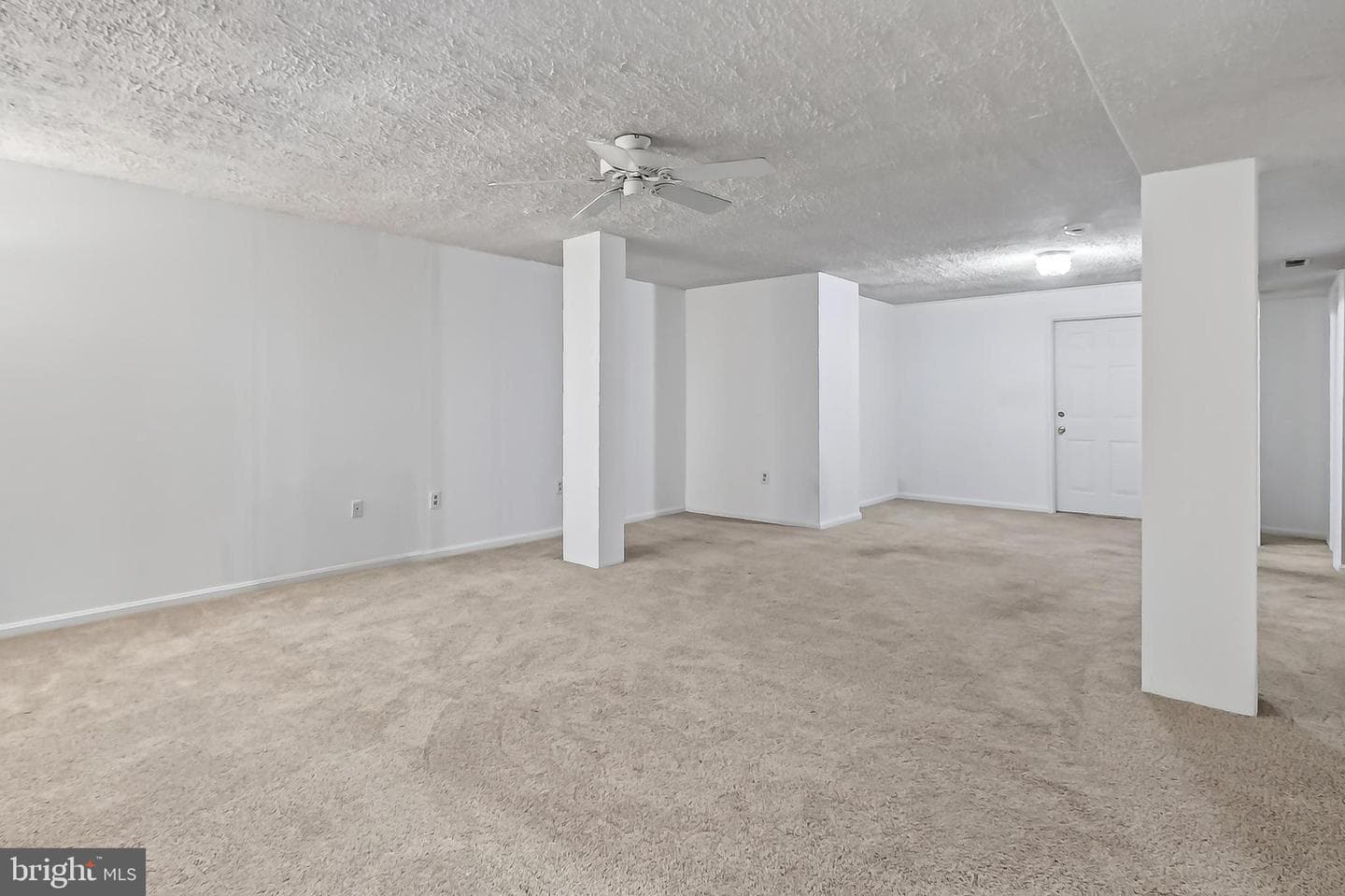 6127 Glen Oaks Court photo 39