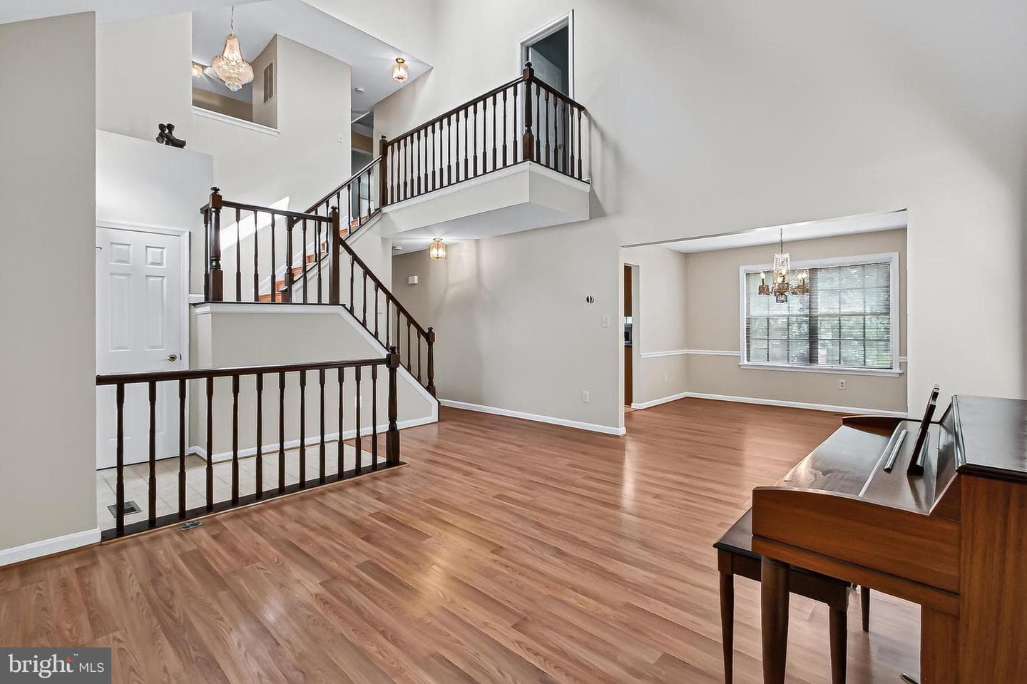 6127 Glen Oaks Court photo 9