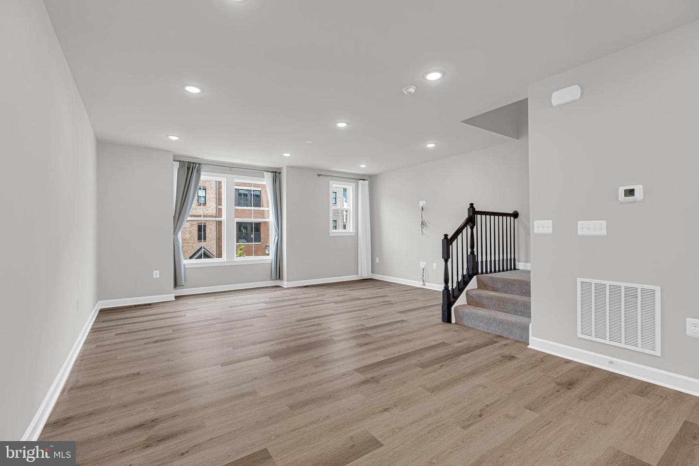 7265 Nittany Lane photo 4