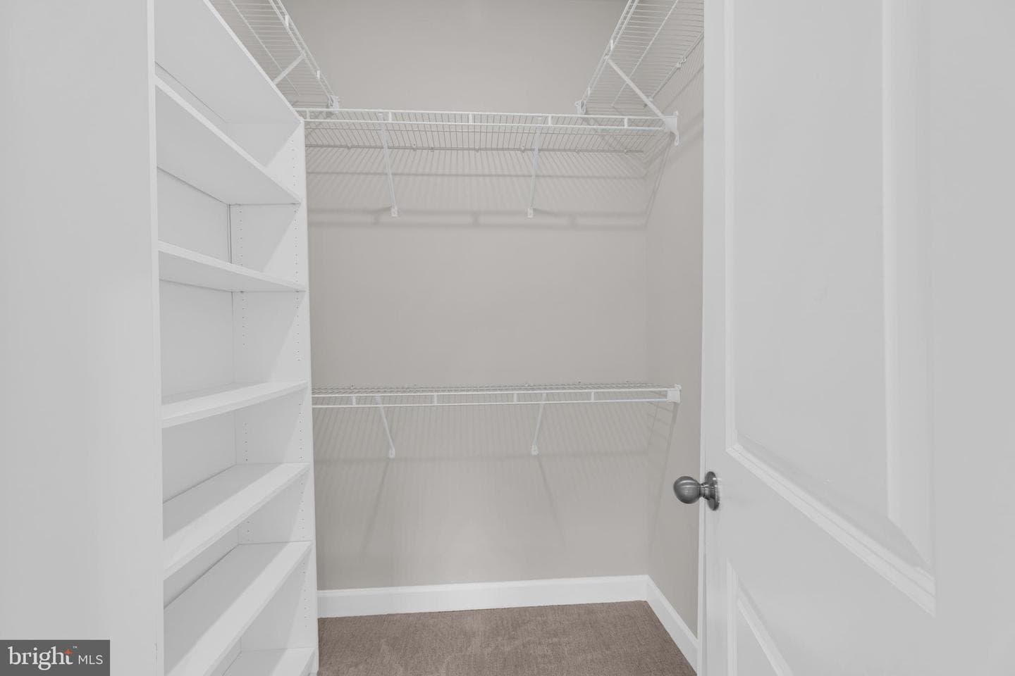 7265 Nittany Lane photo 9