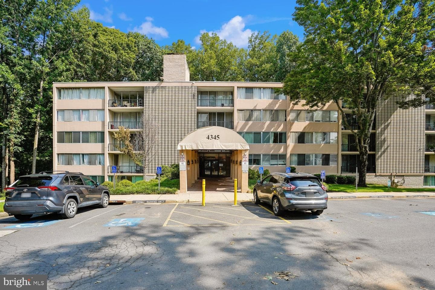 4345 Ivymount Court #22, Annandale