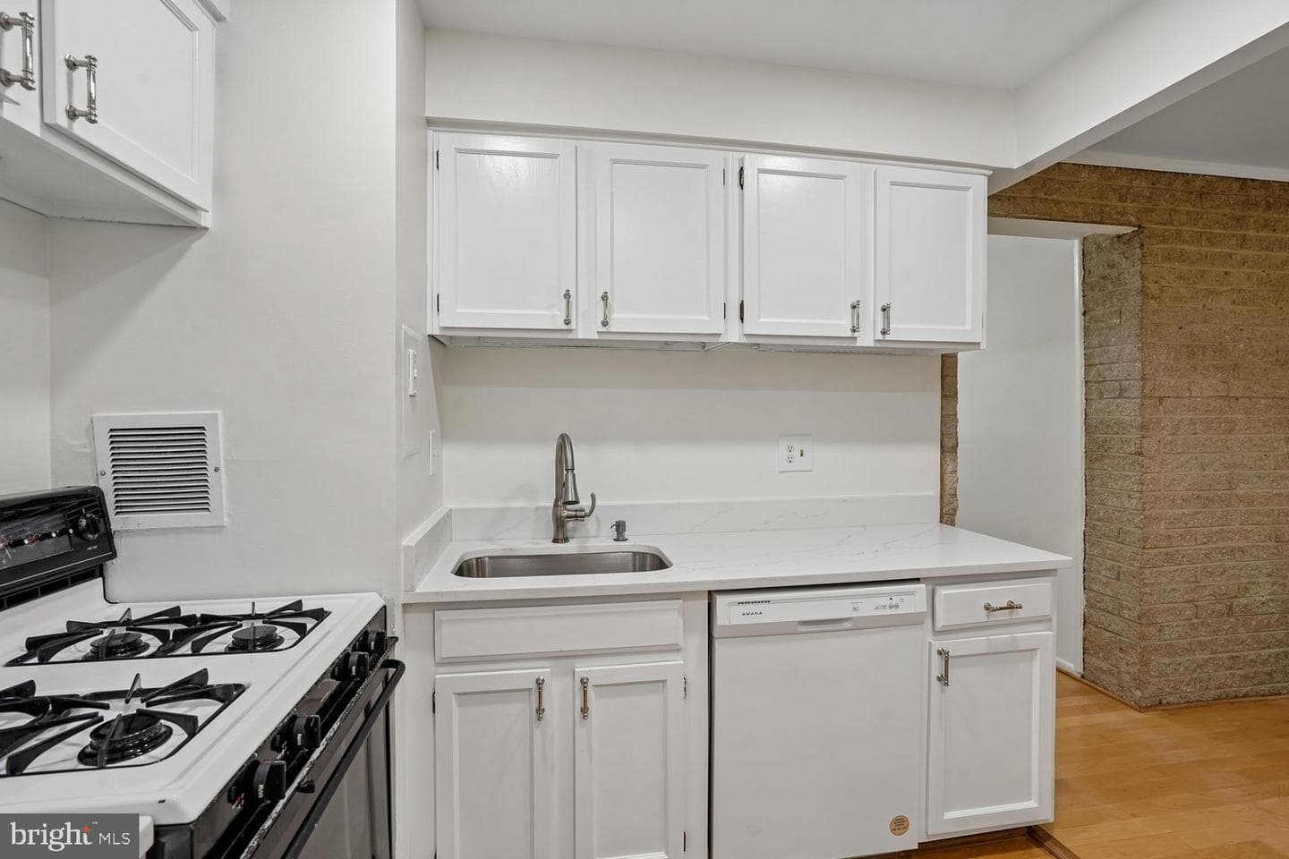 4345 Ivymount Court #22 photo 9