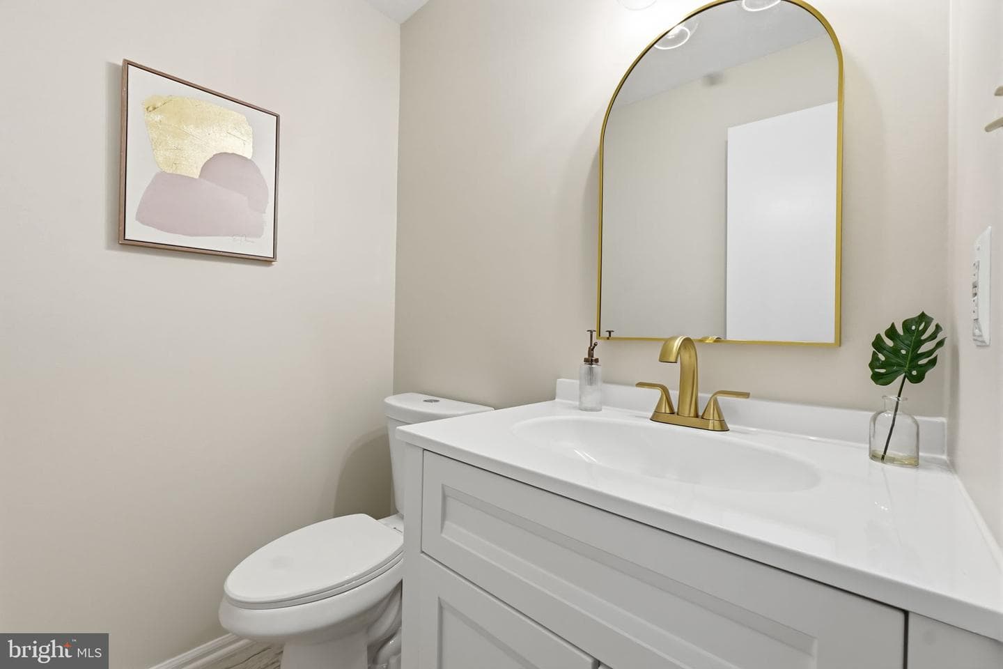7362 Silver Pine Drive photo 8