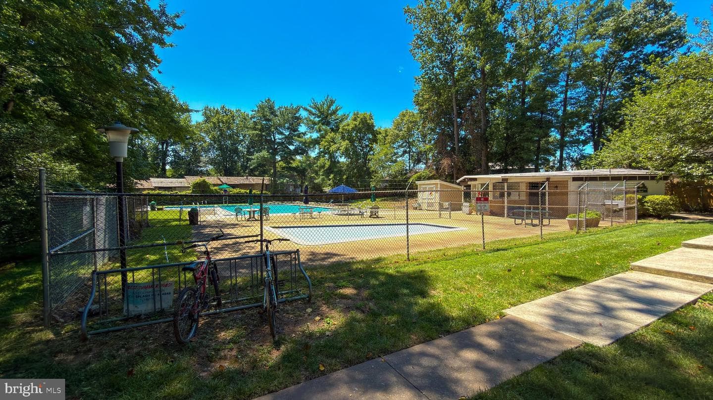 4909 Americana Drive #t6 photo 17