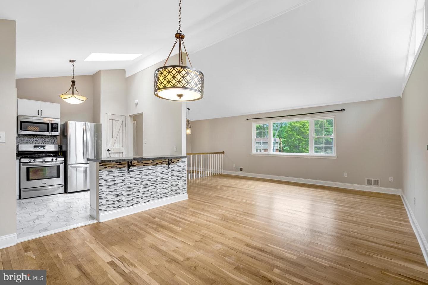 8704 Greystone Place photo 18